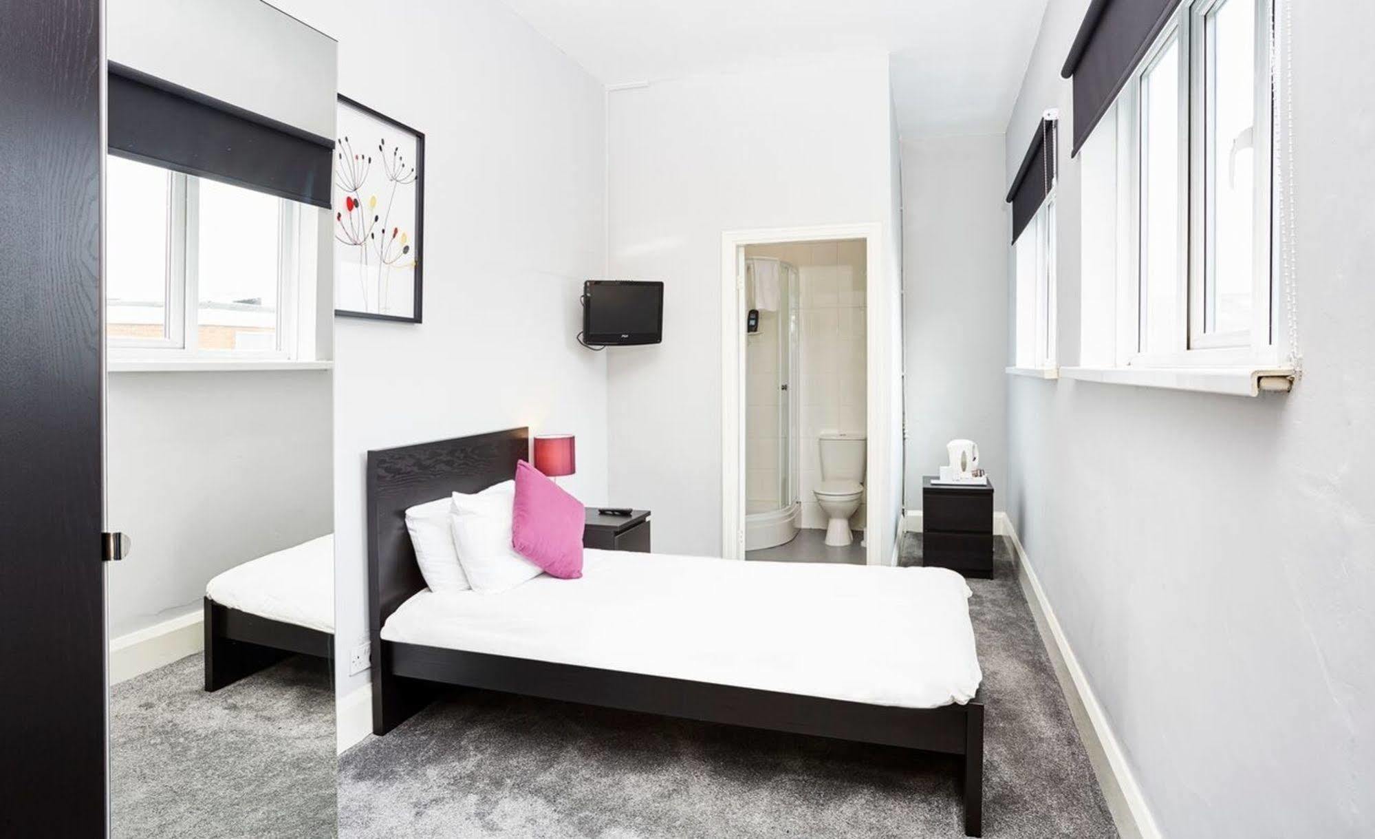 The Embassy Hotel Kingston upon Hull ภายนอก รูปภาพ